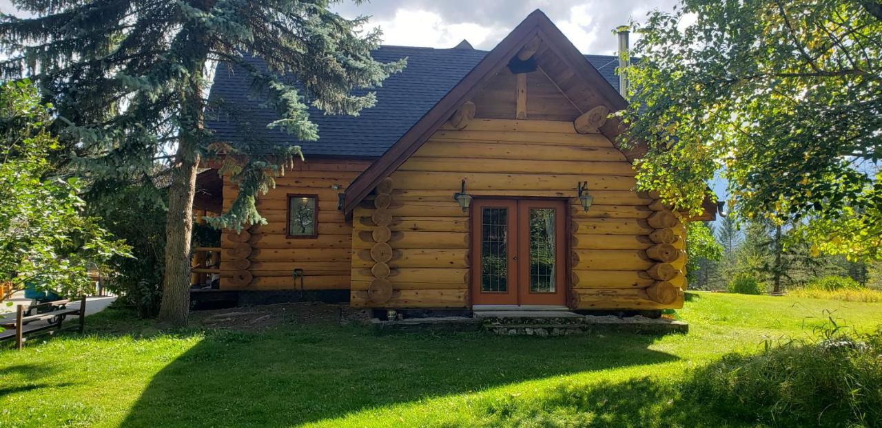 Kicking Horse Canyon Guest House Golden Kültér fotó