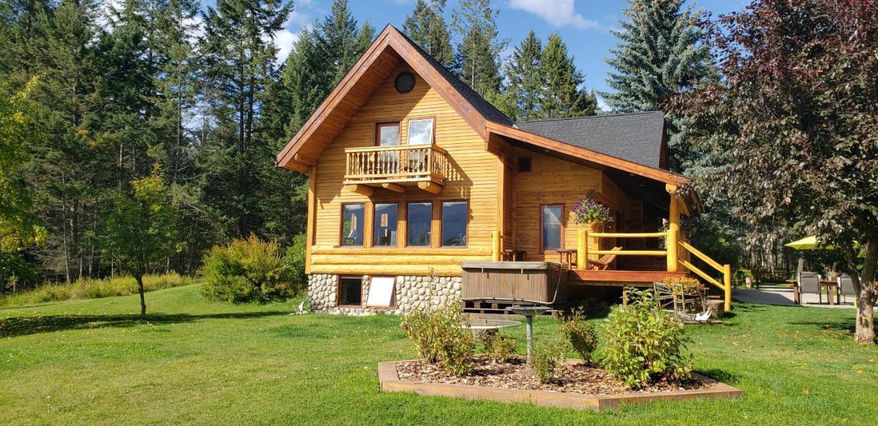 Kicking Horse Canyon Guest House Golden Kültér fotó