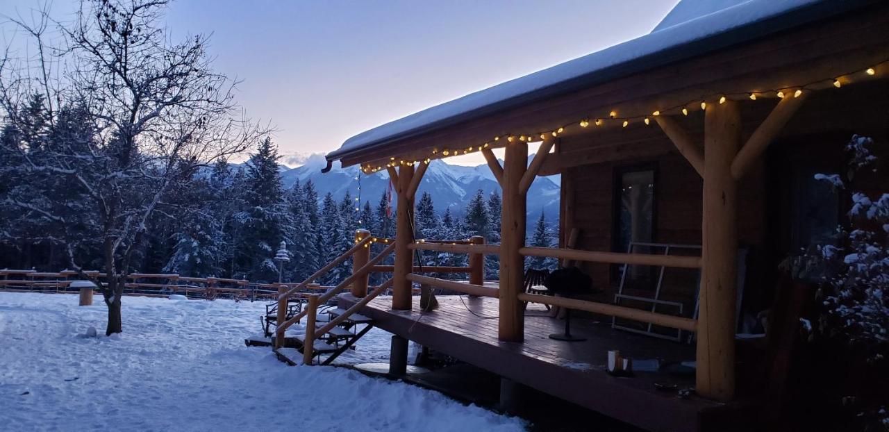 Kicking Horse Canyon Guest House Golden Kültér fotó